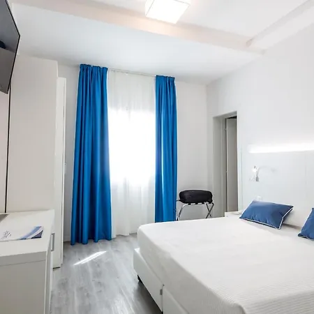 Acqua & Sale מלון 3*