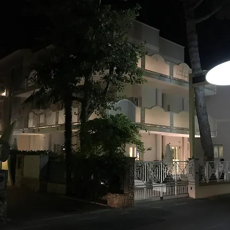 Hotel Acqua & Sale 3*