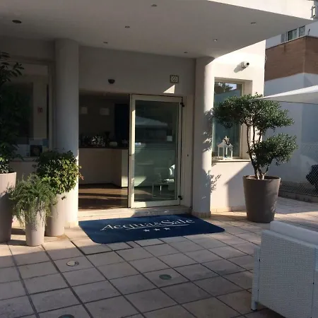 Hotel Acqua & Sale 3*