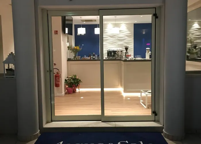 Acqua & Sale
