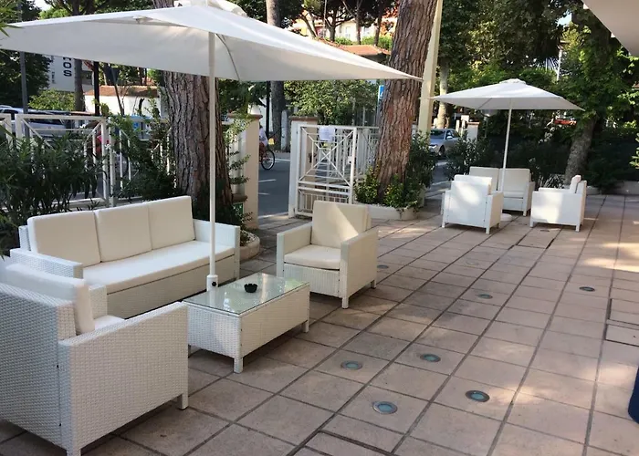 Acqua & Sale فندق تّشيرفييا